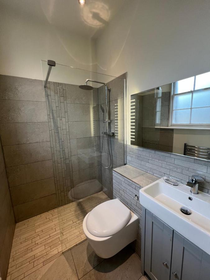 Wm Garden Cottage Единбург Екстериор снимка