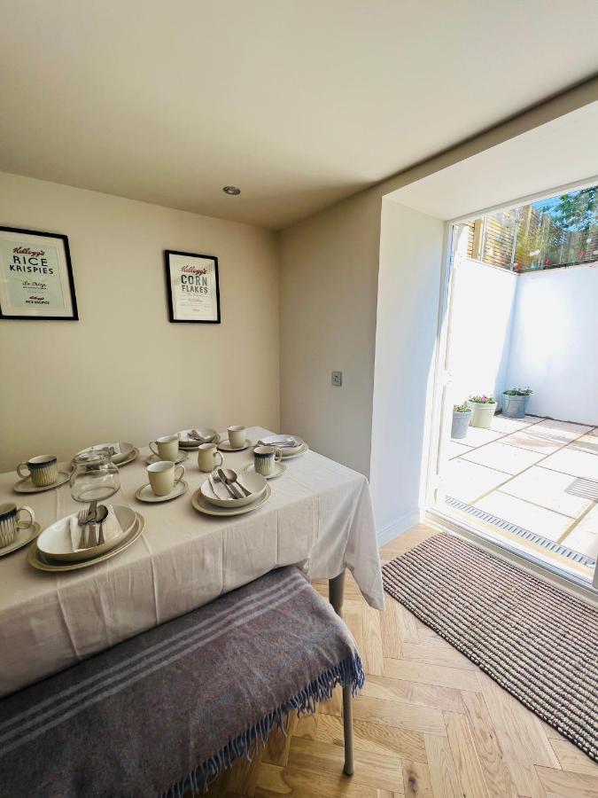 Wm Garden Cottage Единбург Екстериор снимка