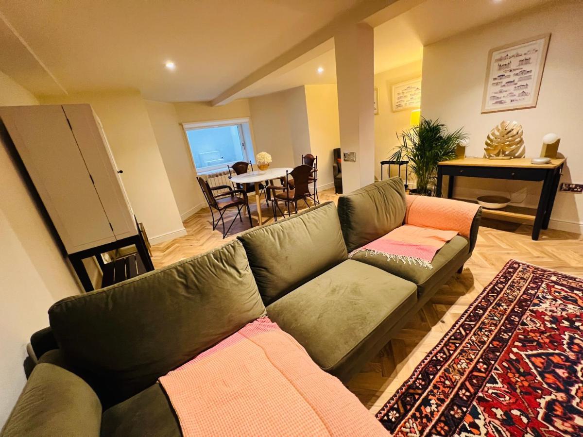 Wm Garden Cottage Единбург Екстериор снимка