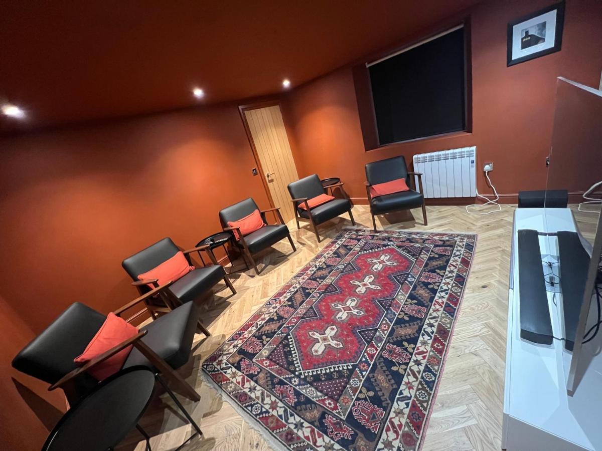 Wm Garden Cottage Единбург Екстериор снимка